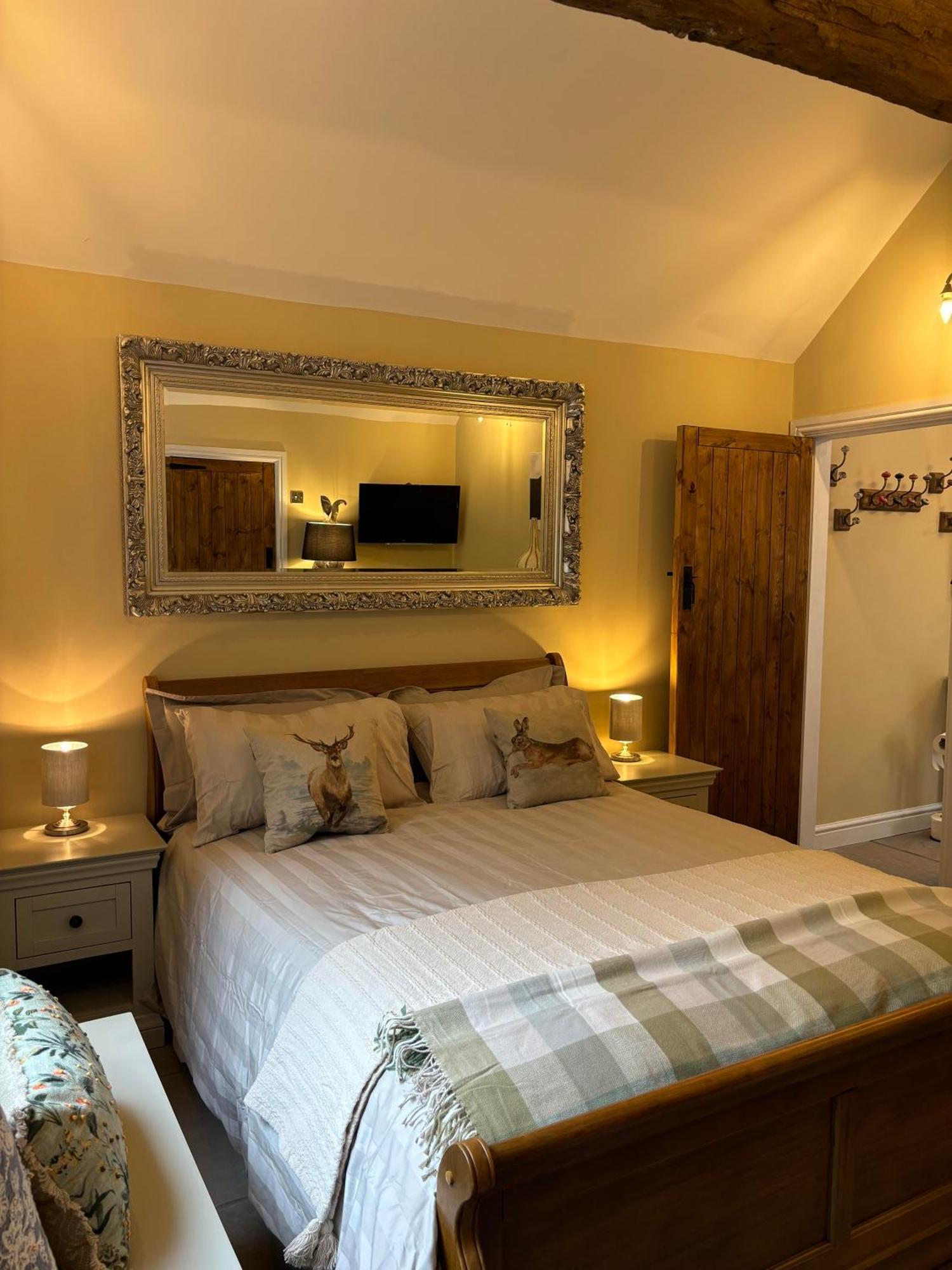 Mulberry House Farm Mulberry Lodge Chippenham  Kültér fotó